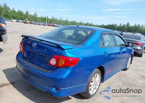 2010 Toyota Corolla S z USA, uszkodzony, nr VIN 2T1BU4EE5AC244095